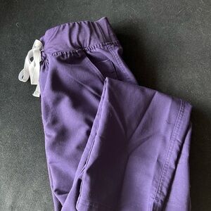 Figs Purple Women's Yola Scrub Pants